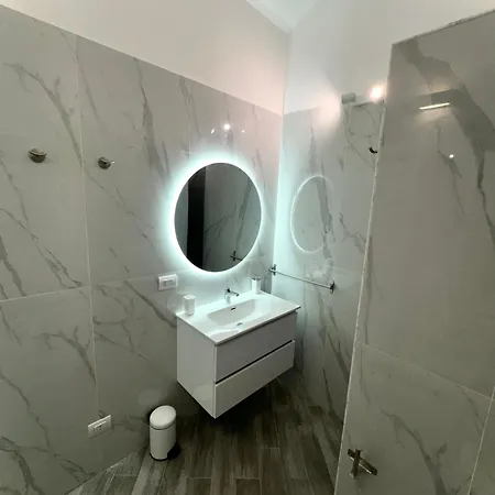 Guest house Casa Savoia Naples