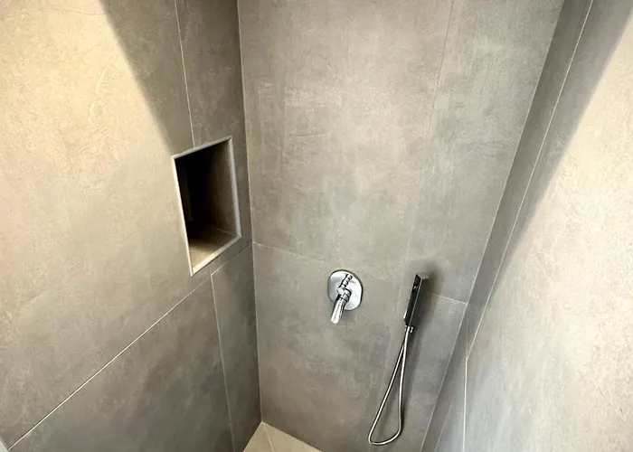 Casa Savoia 게스트하우스 4*